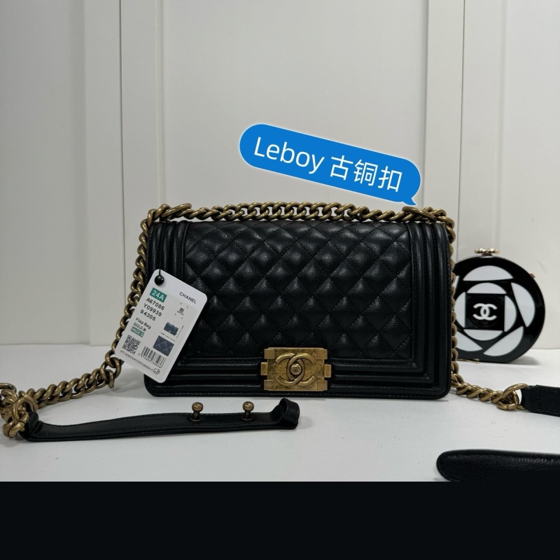 Ch*el woc bags